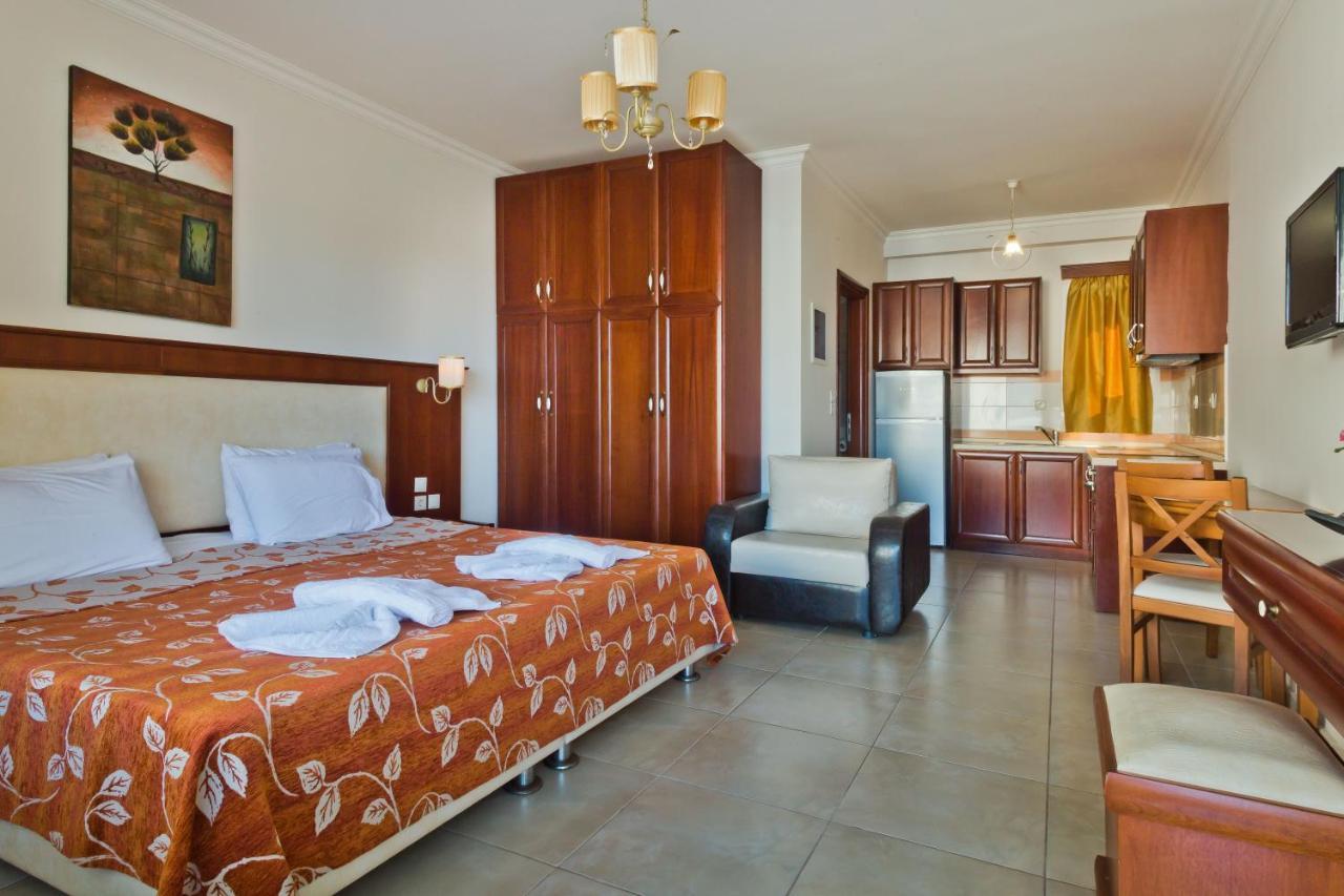 Royal Beach Hotel Аркаса Екстериор снимка