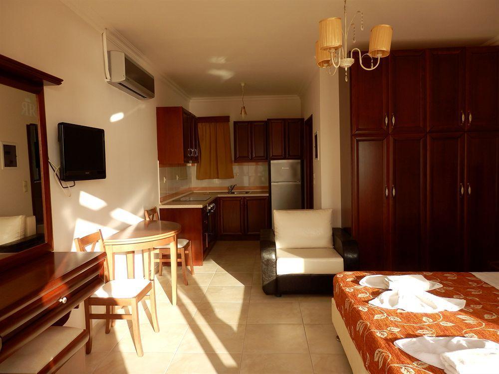 Royal Beach Hotel Аркаса Екстериор снимка