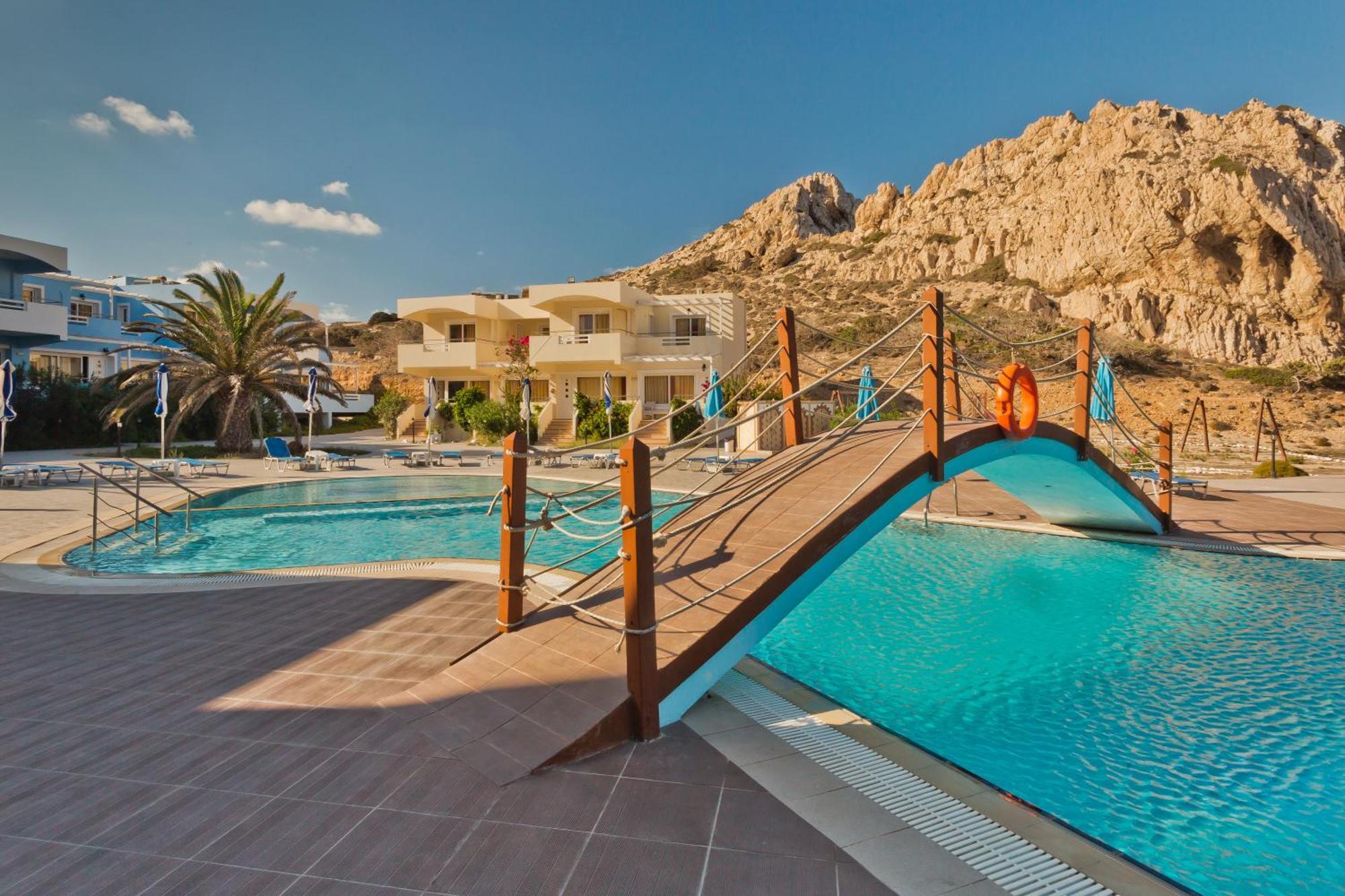 Royal Beach Hotel Аркаса Екстериор снимка