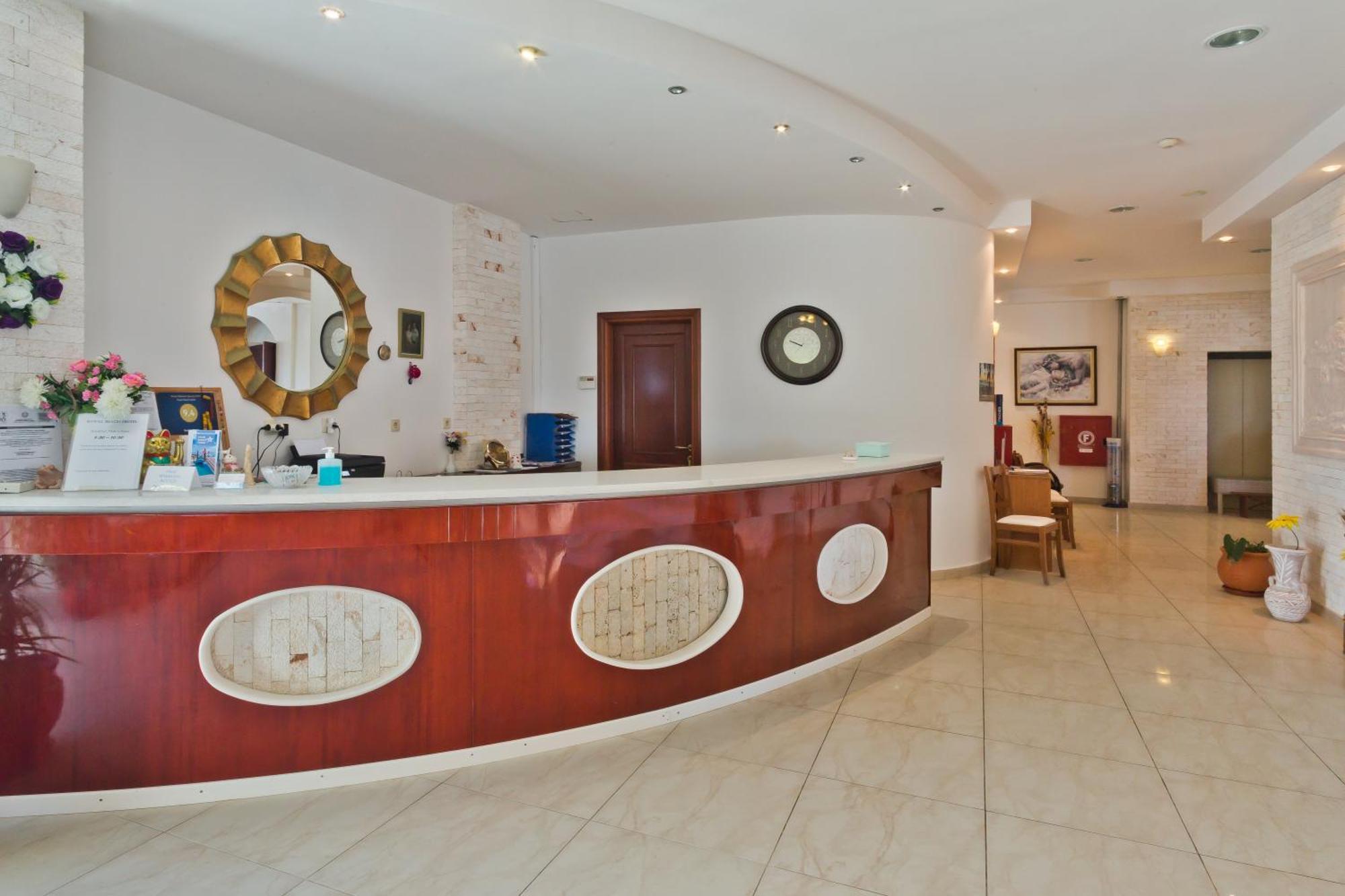 Royal Beach Hotel Аркаса Екстериор снимка