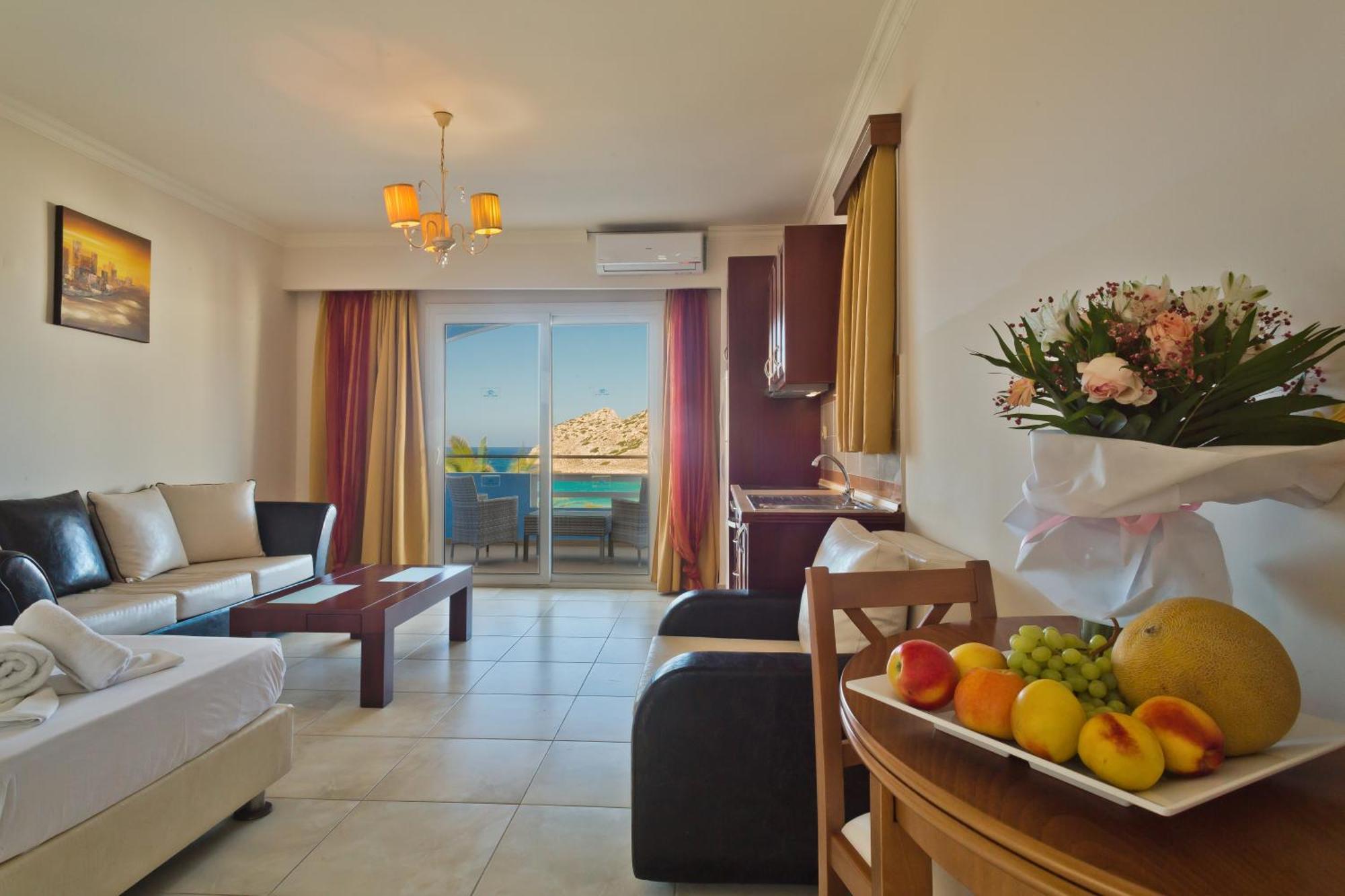 Royal Beach Hotel Аркаса Екстериор снимка
